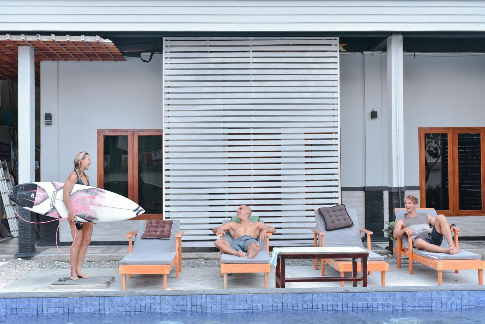 Oseda Nias Surf House Hotel Hilibotodane Екстериор снимка