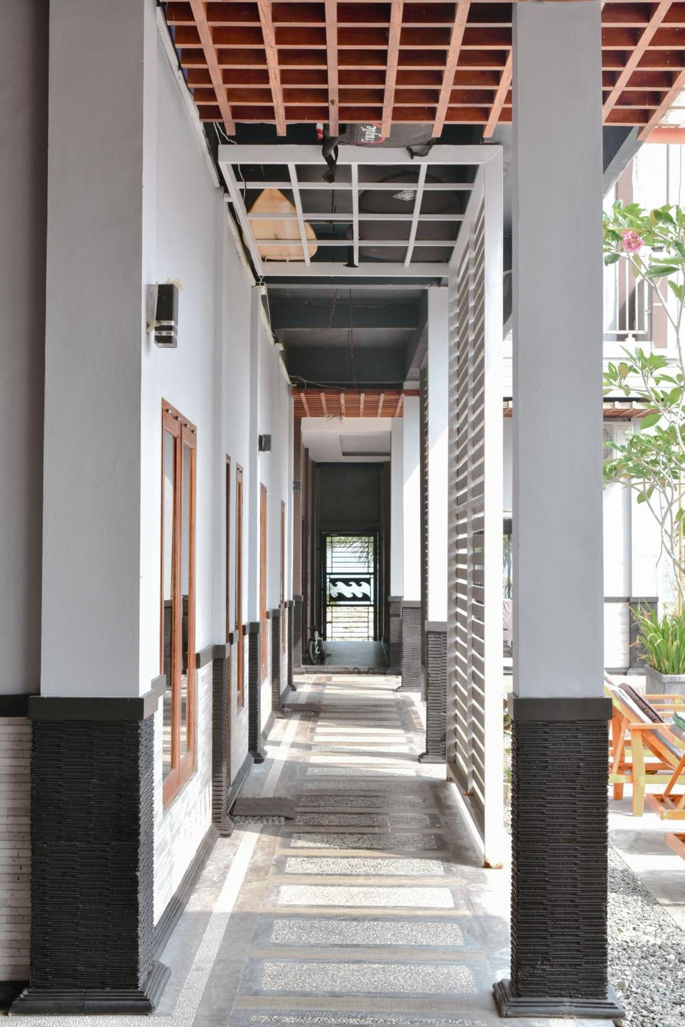 Oseda Nias Surf House Hotel Hilibotodane Екстериор снимка