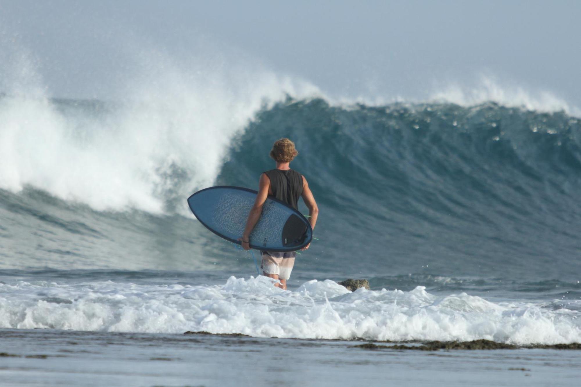 Oseda Nias Surf House Hotel Hilibotodane Екстериор снимка
