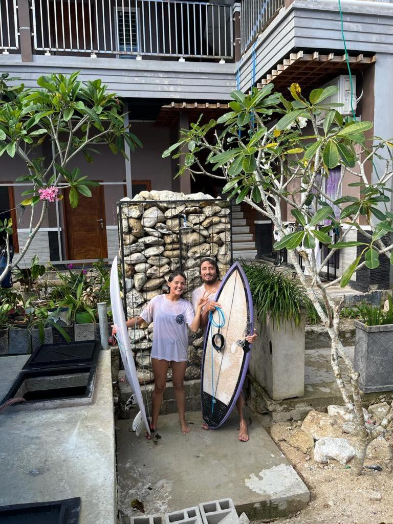 Oseda Nias Surf House Hotel Hilibotodane Екстериор снимка